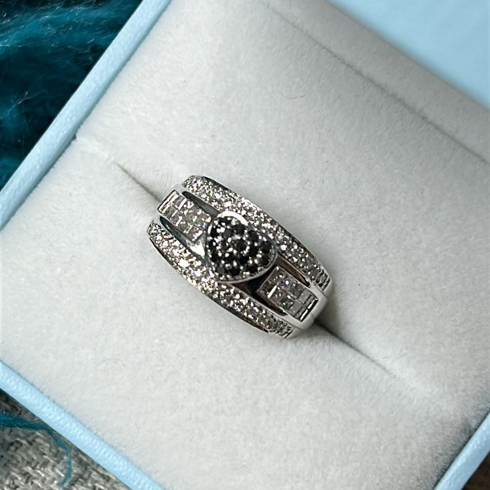 Heart ring - Picture 5 of 13